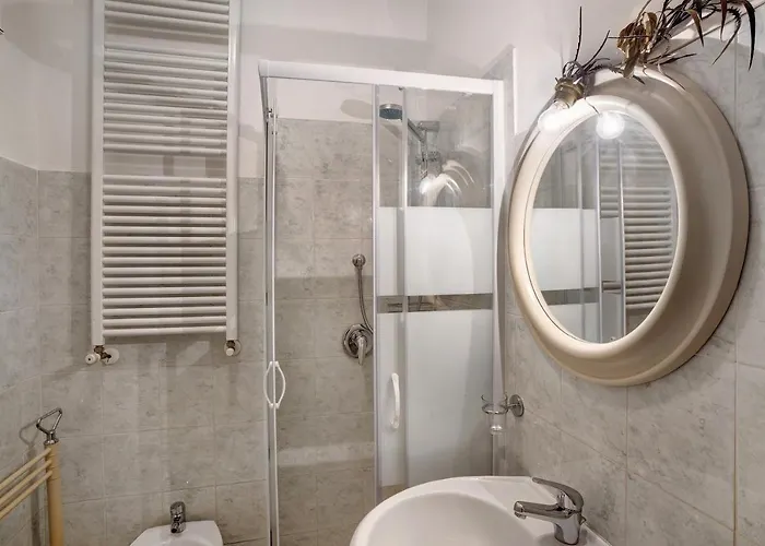 Casa Via Monta In Centro サンレモ