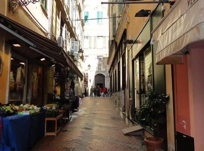 Casa Via Monta In Centro * サンレモ